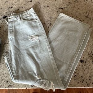 KanCan Jeans High Waisted Wide Leg style